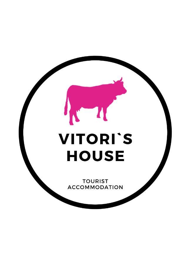 Vitori'S House Tourist Accommodation Ahedo Bagian luar foto